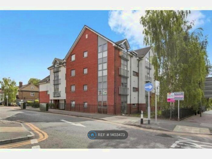 2 Bedroom Flat To Rent In Renaissance Court, Sutton, SM1