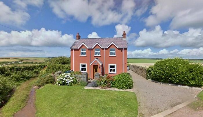 3 Bedroom Detached House For Sale In St. Ishmaels, Haverfordwest SA62