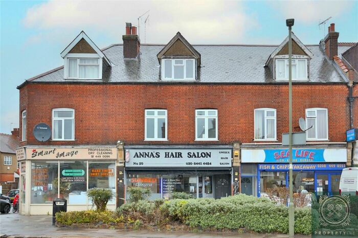 3 Bedroom Apartment To Rent In Bulwer Road, London, EN5