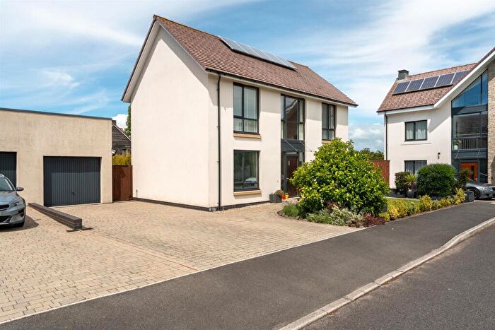 4 Bedroom Detached House For Sale In Parkes Avenue, Locking Parklands - Immaculate Family Home!, BS24
