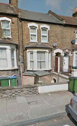 3 Bedroom Flat To Rent In Herbert Road, London, SE18