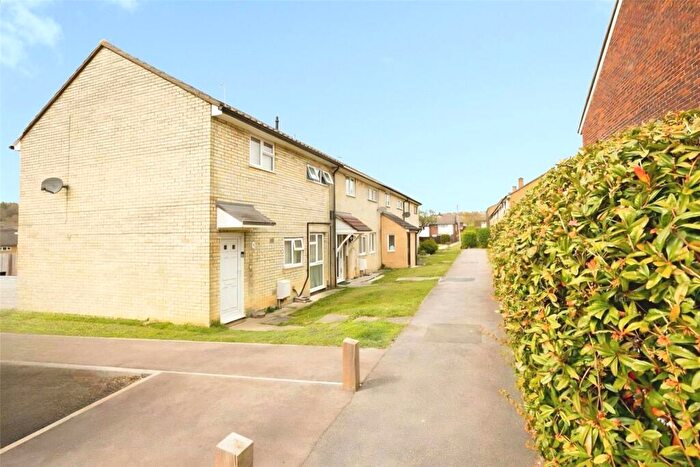 3 Bedroom Terraced House For Sale In Austen Paths, Stevenage, Hertfordshire, SG2