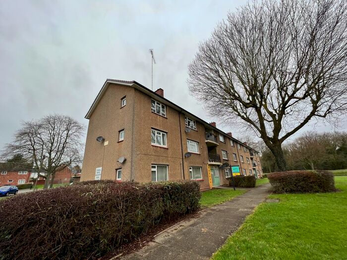 2 Bedroom Flat To Rent In Orlescote Road, Coventry, CV4