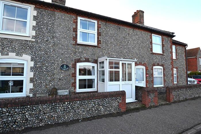 2 Bedroom Terraced House To Rent In Cromer Road, Sheringham, NR26