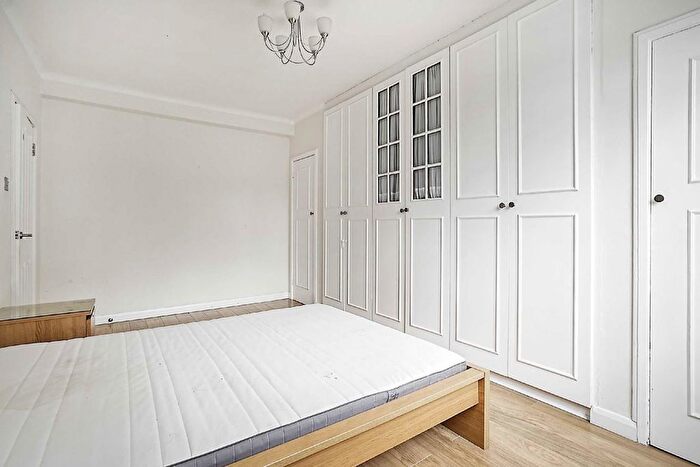 1 Bedroom Flat To Rent In Maida Vale, London, W9