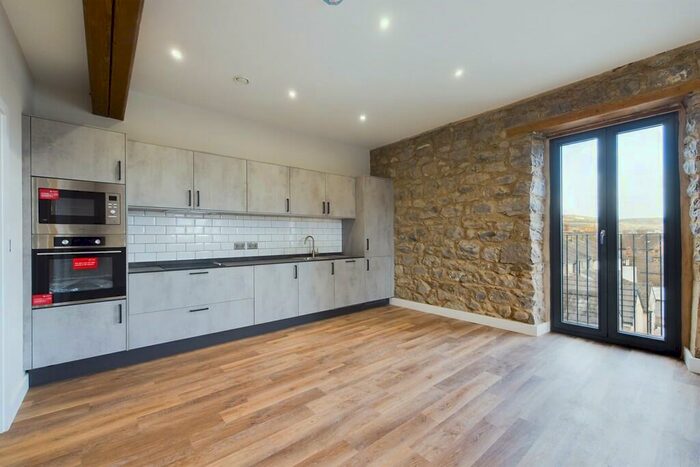 2 Bedroom Apartment To Rent In Flat, John Street, Carnforth, Lancashire, LA5