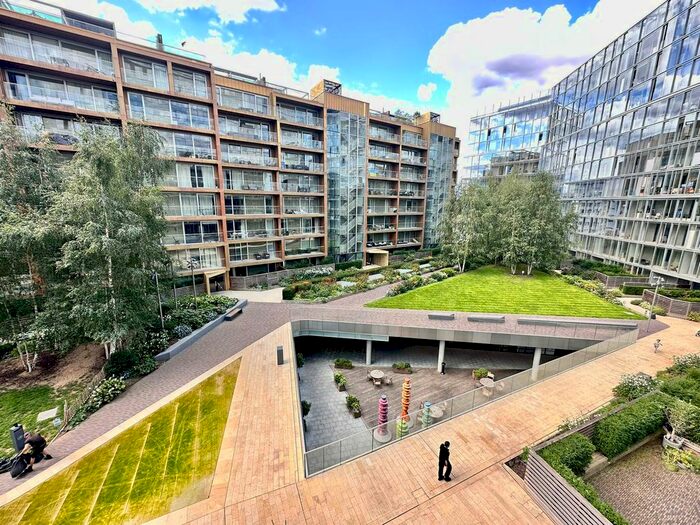 2 Bedroom Flat To Rent In Circus Road West, London, SW11