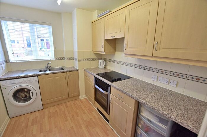 2 Bedroom Flat To Rent In Durham Road, Gateshead, NE9