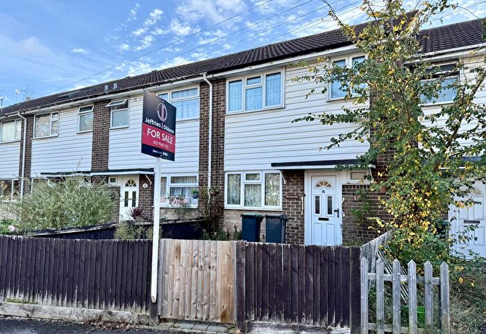 3 Bedroom Terraced House For Sale In Fraser Road, Gosport, PO13