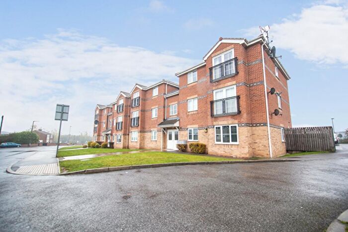2 Bedroom Apartment For Sale In Carlton Court, Barnsley, South Yorkshire, S71