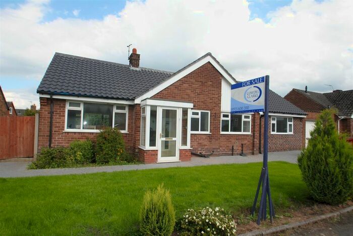 3 Bedroom Bungalow To Rent In Highfield Avenue, Appleton, Warrington WA4