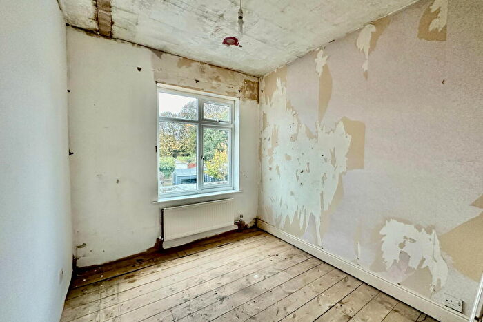 3 Bedroom Terraced House For Sale In Perth Street West, Hull, HU5