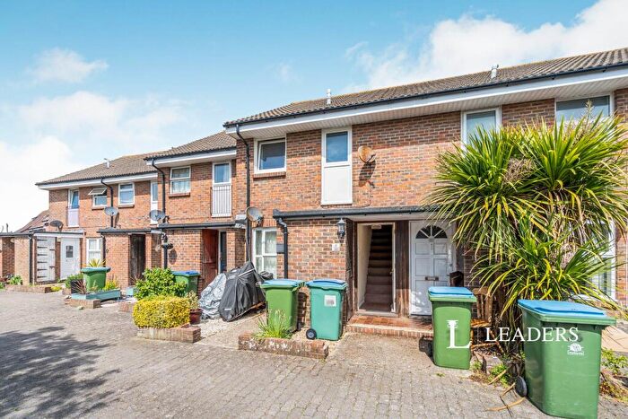 1 Bedroom Apartment To Rent In St Clares Gardens, PO21