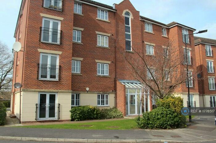 2 Bedroom Flat To Rent In Bessacarr, Doncaster, DN4