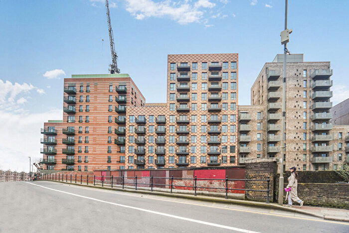 1 Bedroom Apartment For Sale In Danvers Avenue, Battersea, SW11