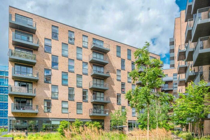 2 Bedroom Flat For Sale In Lyon Road, Harrow On The Hill, Harrow, HA1