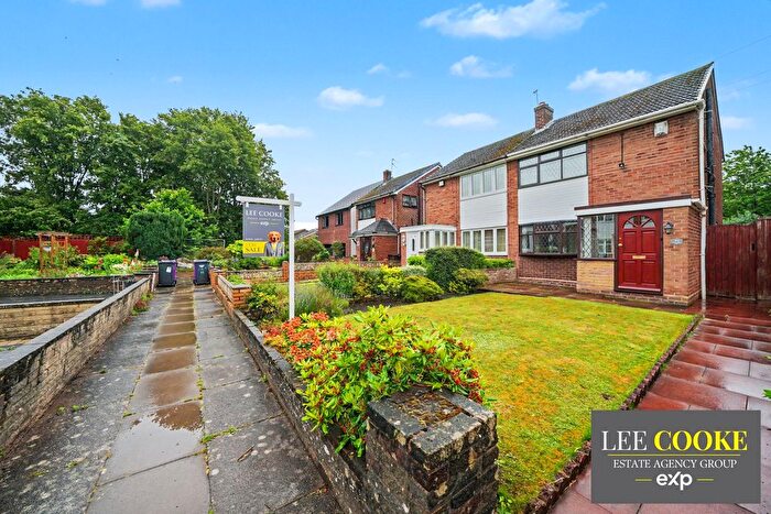 3 Bedroom Semi Detached House For Sale In Laburnam Road, Stowheath, Wolverhampton, WV1