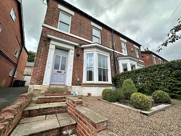 4 Bedroom House To Rent In Grange Crescent Road, Sharrow Vale, S11