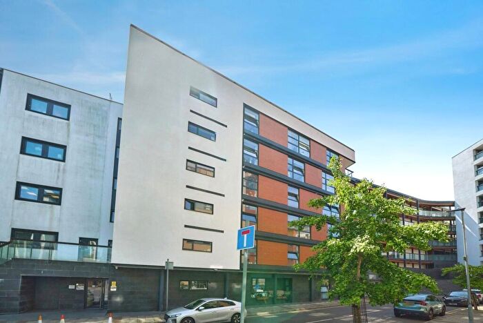 2 Bedroom Flat For Sale In Hallings Wharf Studios, Channelsea Road, London, E15