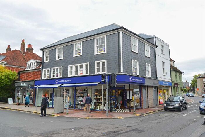 1 Bedroom Flat For Sale In Eastgate Street, Lewes, BN7