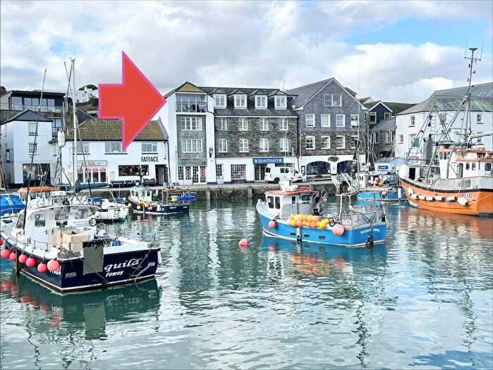 2 Bedroom Apartment For Sale In Mevagissey, Cornwall., PL26