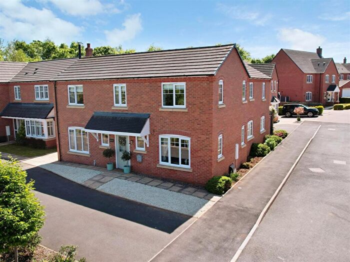 4 Bedroom Detached House For Sale In Whitley Close, Hartlebury, DY11