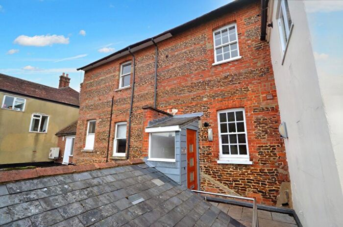 2 Bedroom Penthouse To Rent In Wells Courtyard, - West Street, Farnham, Surrey, GU9