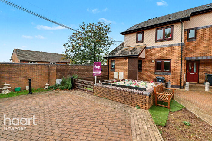 2 Bedroom Apartment For Sale In Stevenson Court, Newport, NP10