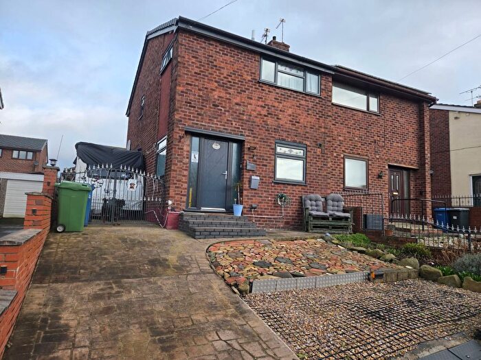 3 Bedroom Semi Detached House For Sale In Dorchester Way, Burtonwood, Warrington, WA5