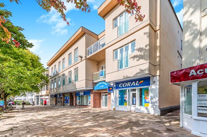 2 Bedroom Apartment To Rent In Dulcima House, Carfax, RH12