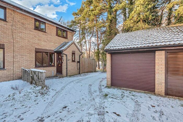 3 Bedroom Terraced House For Sale In Anderson Walk, Bury St Edmunds, IP32