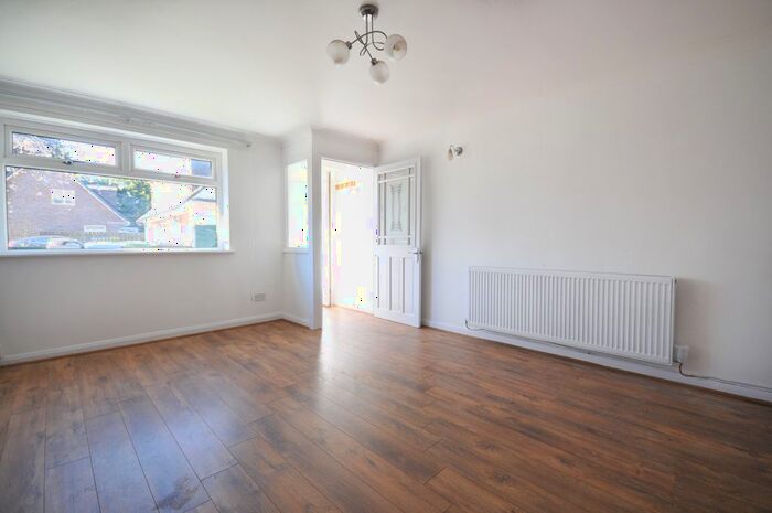 2 Bedroom Town House To Rent In Old Well Walk, Sale, M33