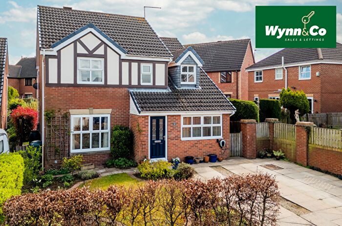 4 Bedroom Detached House For Sale In Greenside Court, New Crofton, Wakefied, WF4