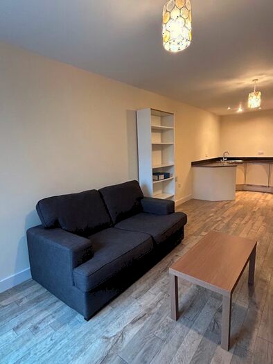 2 Bedroom Flat To Rent In Essex Street, Birmingham, West Midlands, B5