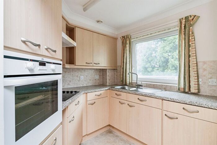 1 Bedroom Flat For Sale In Fisher Street, Paignton, TQ4