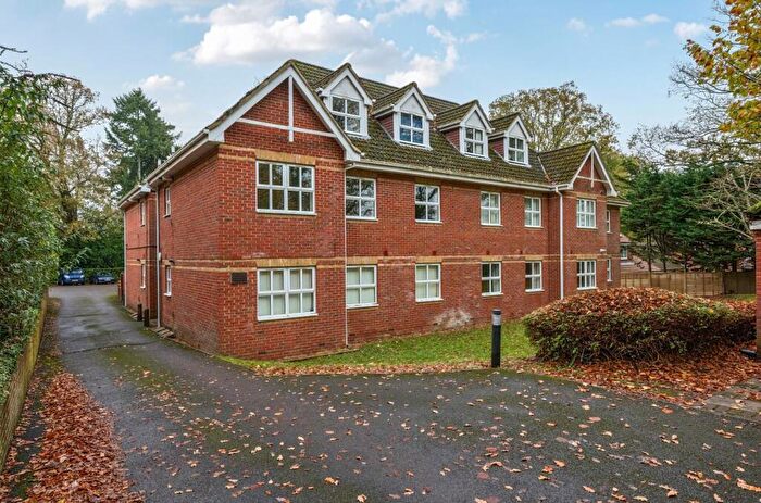 2 Bedroom Flat For Sale In Hursley Road, Eastleigh, SO53