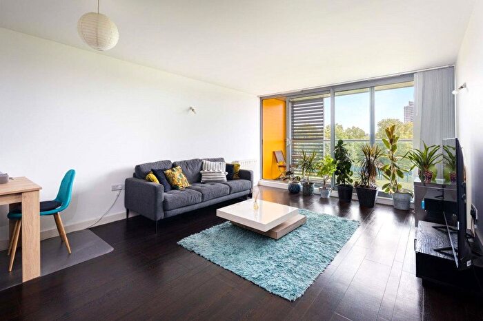 2 Bedroom Flat To Rent In Candy Wharf, Copperfield Road, Bow, London, E3