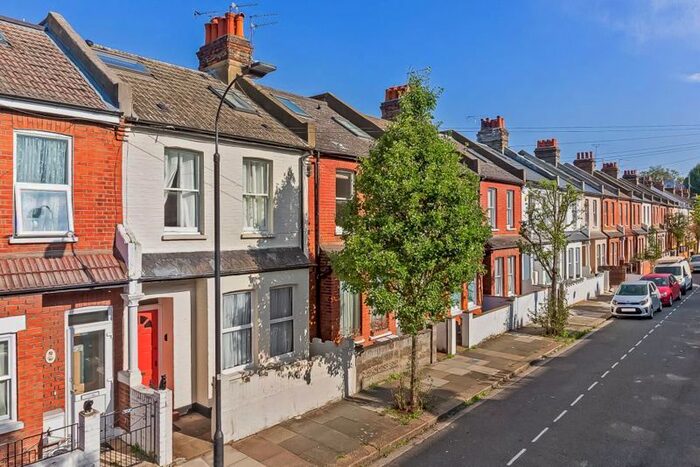 1 Bedroom Flat To Rent In Lochaline Street, London, W6