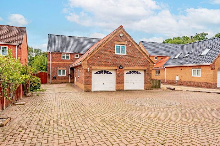 4 Bedroom Detached House For Sale In Norwich Road, Besthorpe, NR17