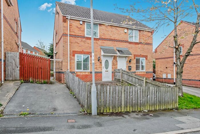 2 Bedroom Semi Detached House For Sale In Raikes Avenue, Bradford, West Yorkshire, BD4