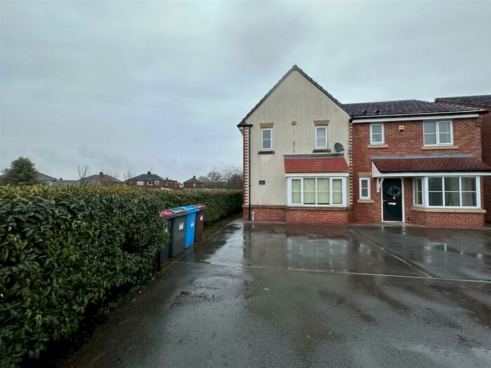 3 Bedroom Semi-Detached House To Rent In Calder Lane, Eccles, Manchester, M30