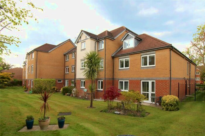 1 Bedroom Flat To Rent In Bentley Court, Camberley, GU15