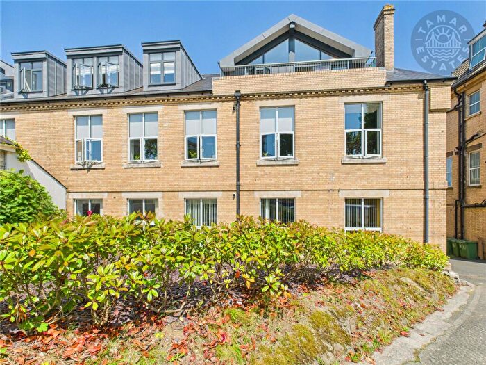 2 Bedroom Apartment For Sale In Craigie Drive, Plymouth, Devon, PL1