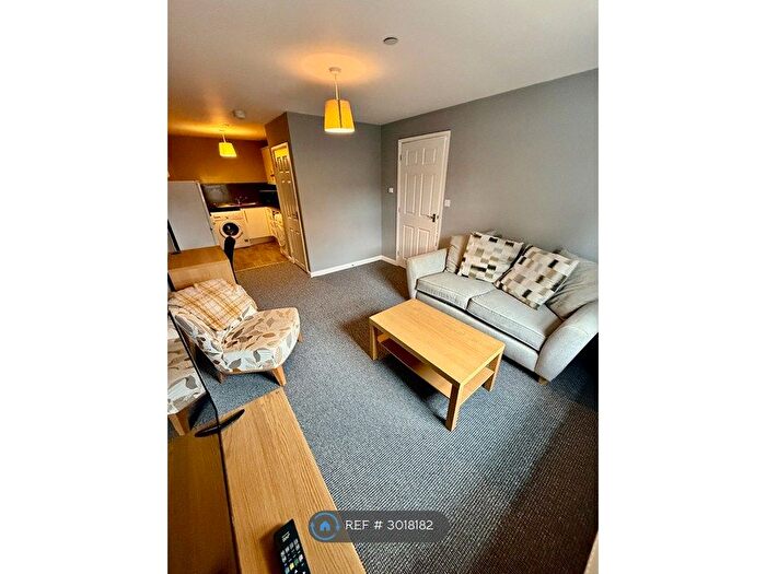 2 Bedroom Flat To Rent In Shakespeare Mews, Lincoln, LN5