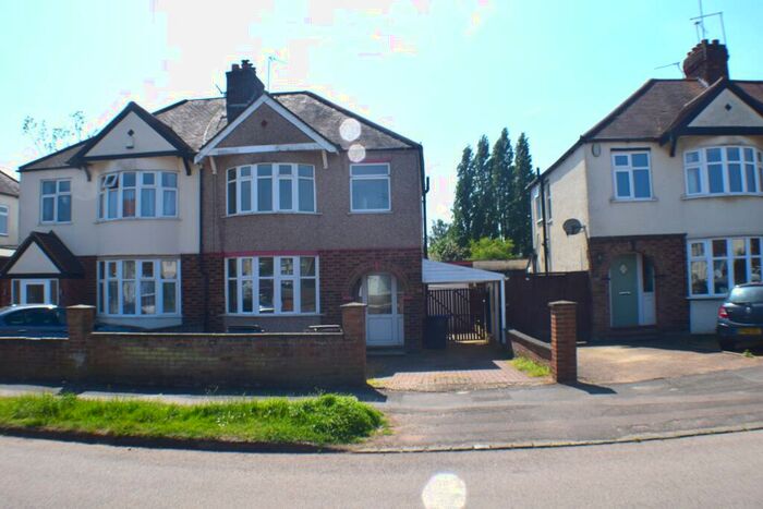 3 Bedroom Semi-Detached House To Rent In Birch Barn Way, Kingsthorpe, Northampton, NN2