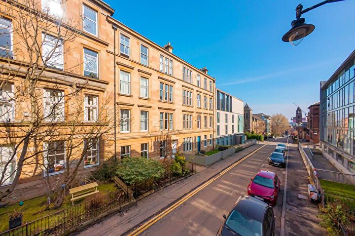 3 Bedroom Apartment For Sale In Hill Street, Garnethill, Glasgow, G3