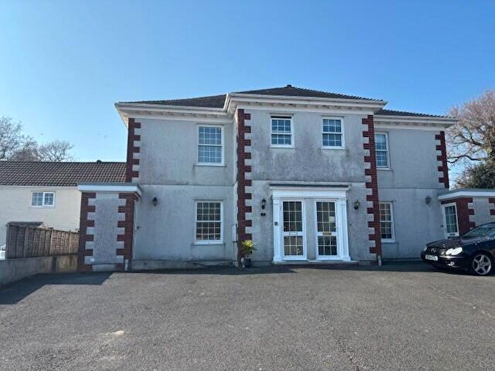 2 Bedroom Flat To Rent In Bucklers House, St Austell, PL25