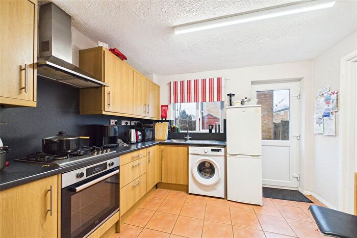 5 Bedroom Terraced House For Sale In Melrose, Bracknell, Berkshire, RG12