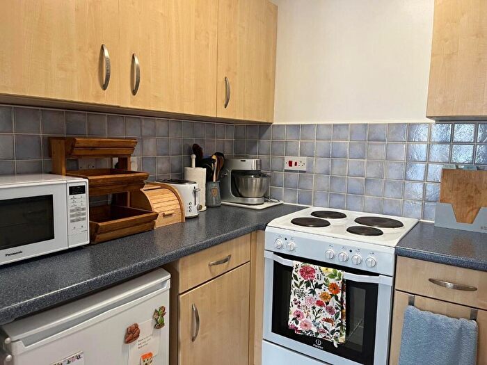 1 Bedroom Flat To Rent In Grove Road, Stratford-Upon-Avon, CV37