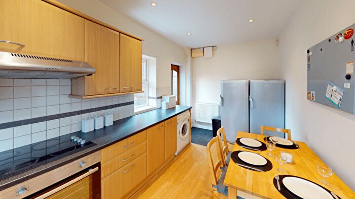 4 Bedroom Detached House To Rent In Broughton Street, Beeston, Nottingham, NG9